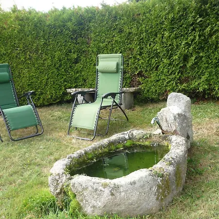 펜션 Avec Terrasse Privative Et Jardin Fleuri A Saugues, Inclus - Fr-1-582-90